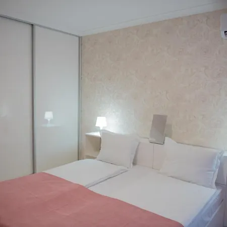 Grand Karavel Luxury アパート